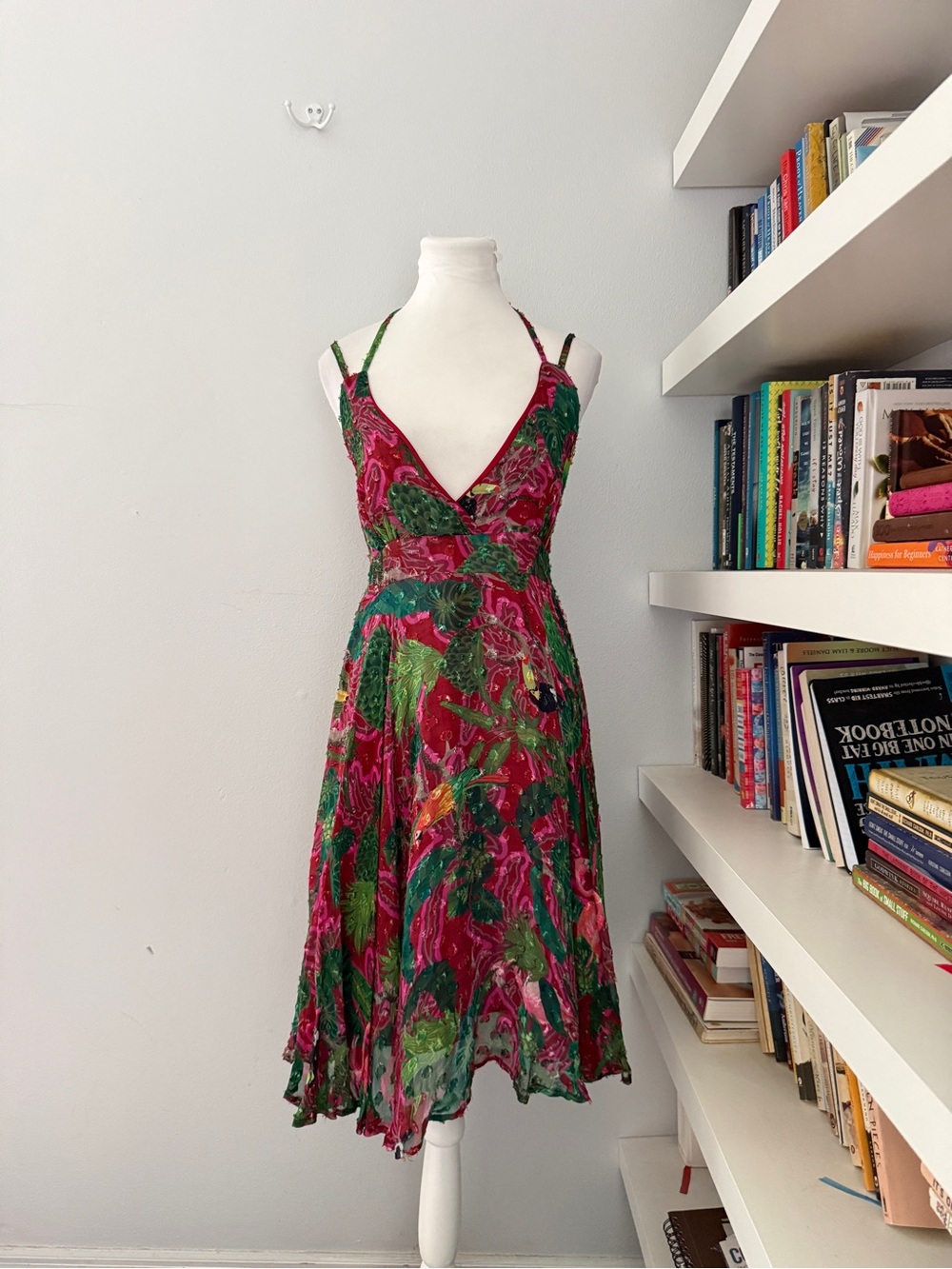 Just Bellina Floral V-Neck Midi Tropical Dress in Fuchsia and Green Small NWT